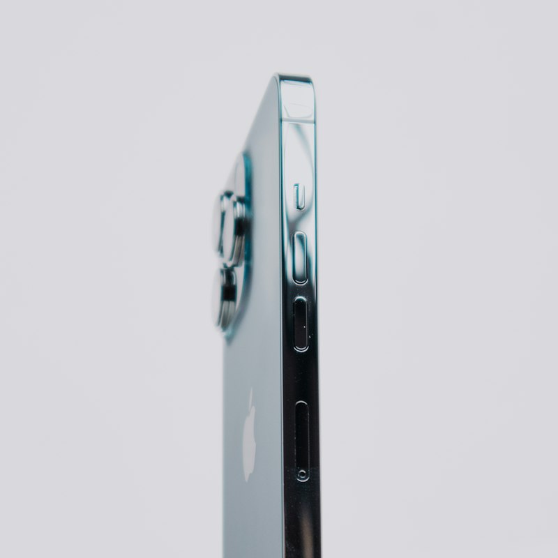 iPhone 13 Pro Max - দাম আলোচনা সাপেক্ষে